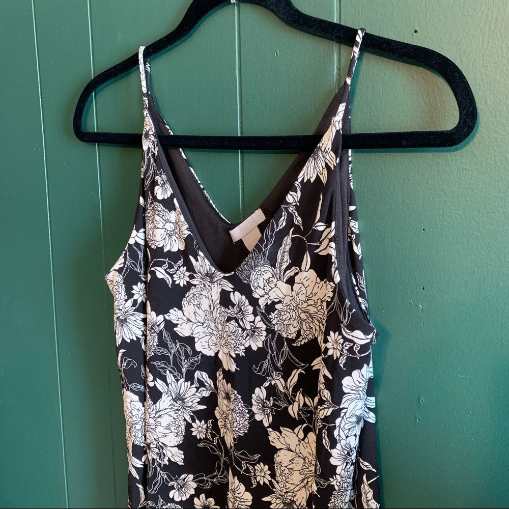 H&M V-neck Camisole Top - Size Small